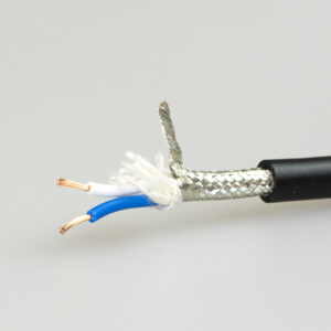 Canare L-2T2S – kabel symetryczny, do interkonektów