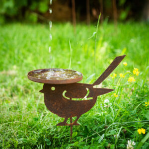 Efektowne poidło dla ptaków ze stali Rustykalny design