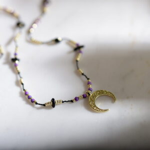 Naszyjnik z księżycem etno czarny turmalin