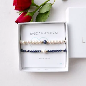 Zestaw elastycznych bransoletek z perłą i szafirem