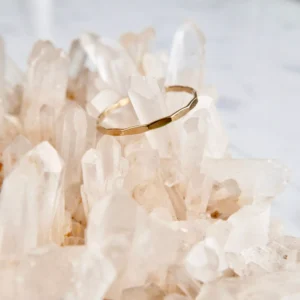 Pierścionek gold slim młotkowany