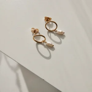 Kolczyki podłużne perełki na sztyftach