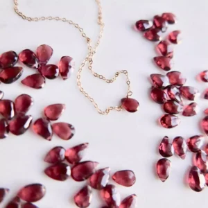 Naszyjnik mini granat