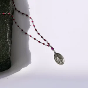 Naszyjnik z medalikiem z jaspisem