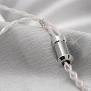 OUTLET: Effect Audio Cleopatra (2pin/2,5 mm)