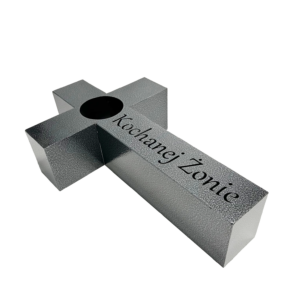 Znicz Kochanej Żonie Na Grób, Pomnik